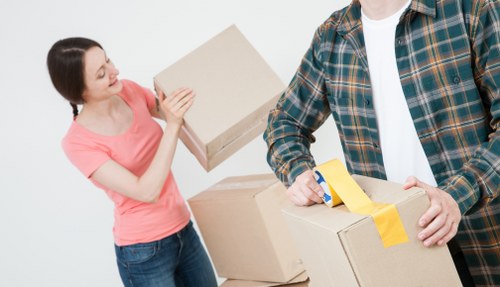 Man With Van Sthelier helping with a small local move