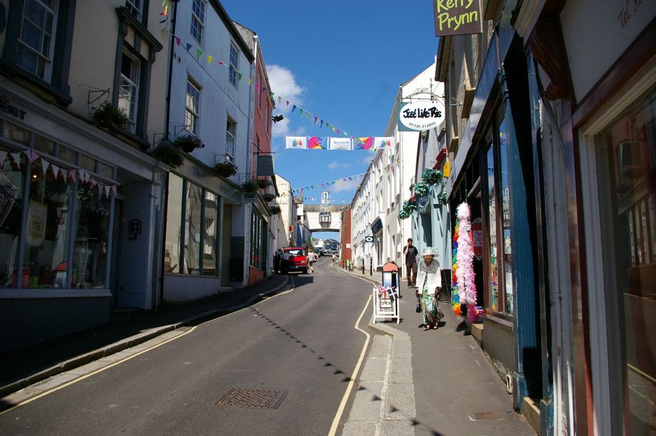 https://manwithvansthelier.co.uk/blog/avoid-fines-st-helier-parking-loading-rules/